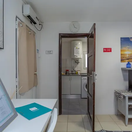 Beguest Atlantic Apartment